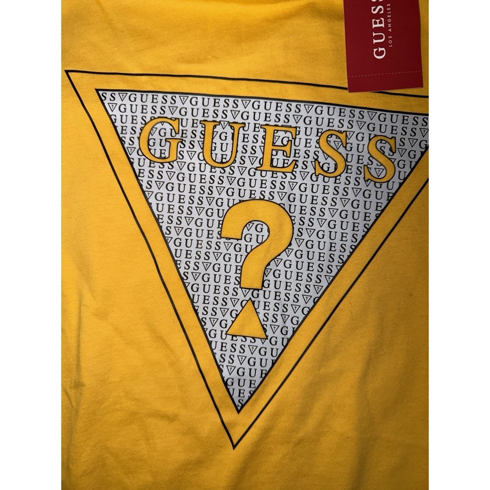 NWT GUESS Los Angeles Yellow Triangle Logo Graphic T-Shirt Mens Medium - Picture 3 of 4